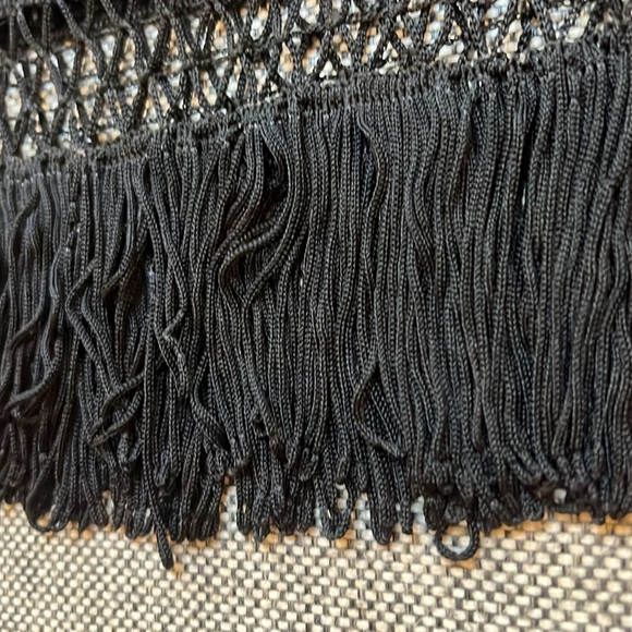 ✨ Y2K Vintage Circa 2005 Black Crochet Crop Top with Fringe - Picture 9 of 17